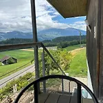 Capobnb Bergpanorama, Nahe Interlaken & Thuner