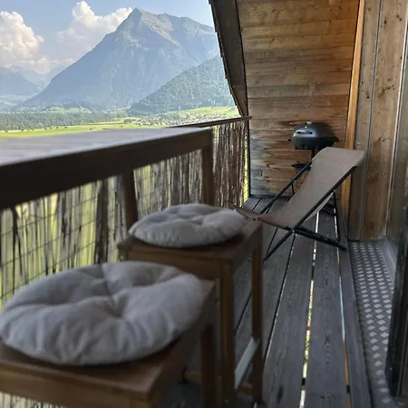 Capobnb Bergpanorama, Nahe Interlaken & Thuner Apartment Reutigen