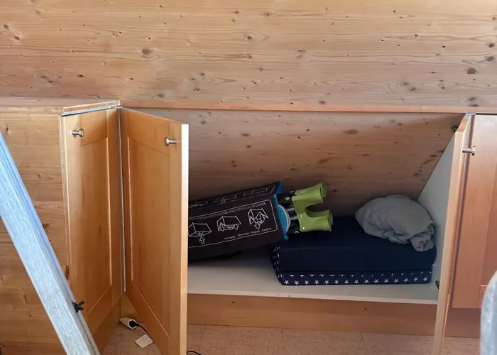 Lejlighed Capobnb Bergpanorama, Nahe Interlaken & Thuner Reutigen