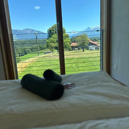 Апартаменты Capobnb Bergsicht, Nh Interlaken Whirlpoolbaden