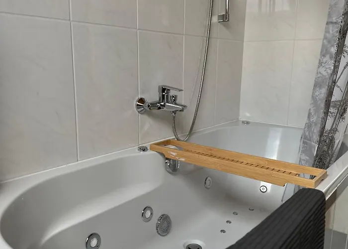 Apartment Capobnb Bergpanorama, Nahe Interlaken & Thuner *