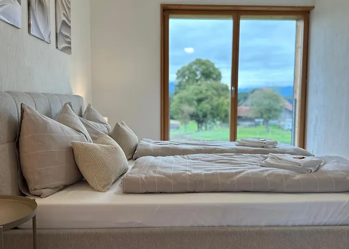 Apartment Capobnb Bergpanorama, Nahe Interlaken & Thuner *